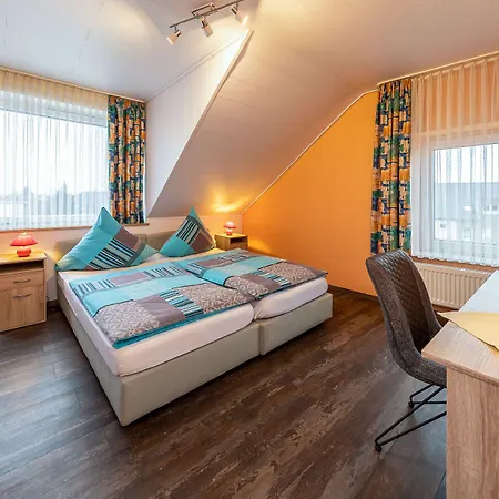 Hotell Zum Siegburger 3*