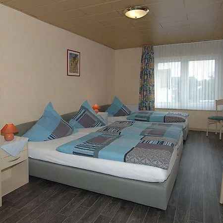 Hotell Zum Siegburger 3*