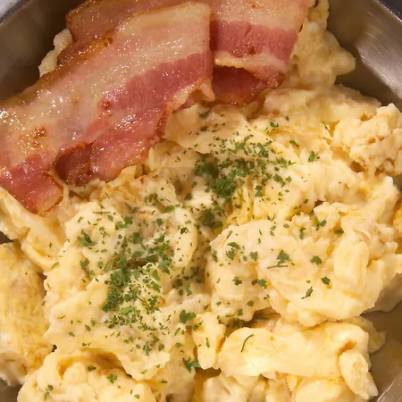 فندق Zum Siegburger ستريلين